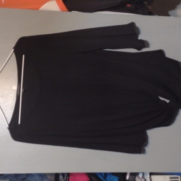 Banana Republic black shirt that ties in the front size medium - Picture 1 of 5